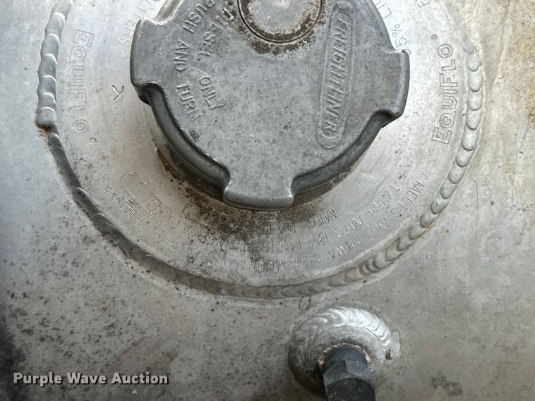 image for item FC2652 (2) Freightliner fuel tanks