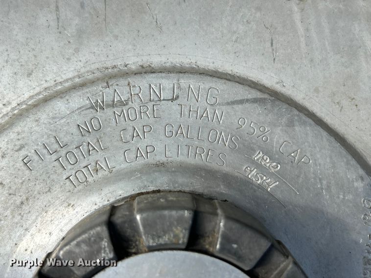 image for item FC2653 (4) Kenworth fuel tanks