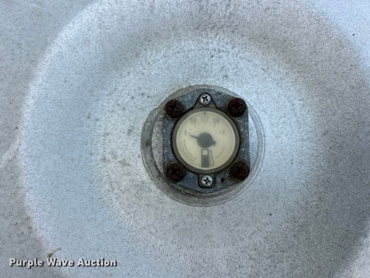 image for item FC2654 (3) fuel tanks