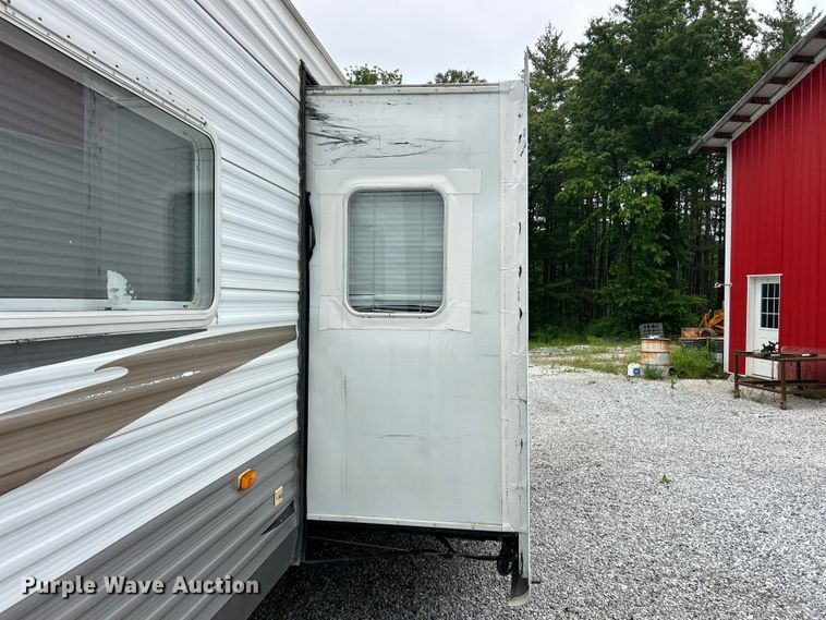 image for item FC2662 2009 Salem LE camper