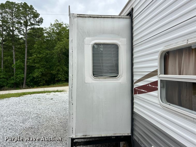 image for item FC2662 2009 Salem LE camper