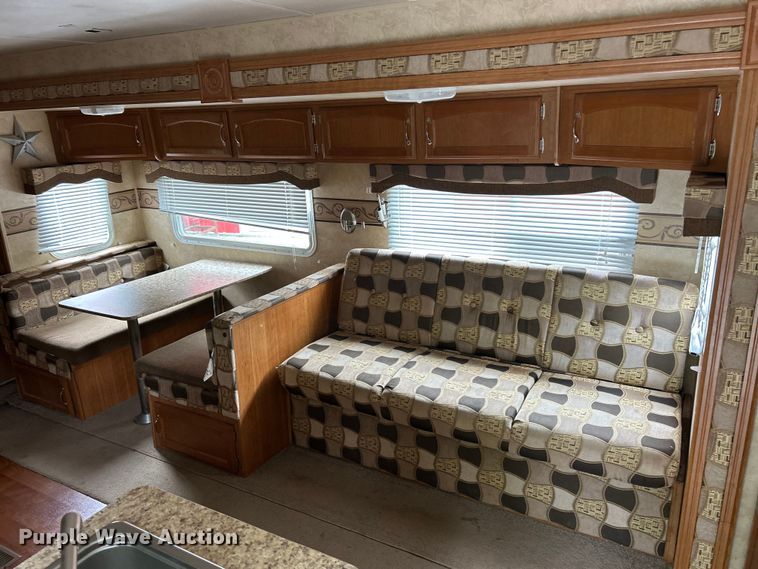 image for item FC2662 2009 Salem LE camper