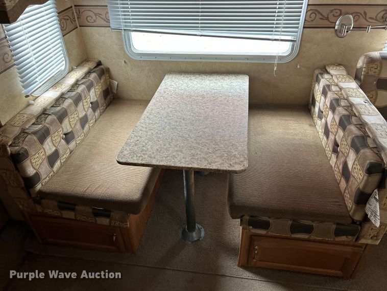 image for item FC2662 2009 Salem LE camper