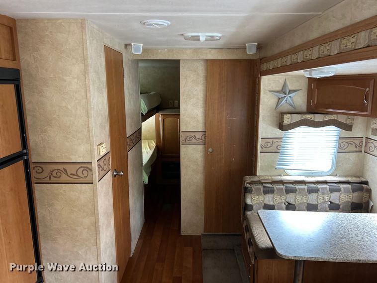 image for item FC2662 2009 Salem LE camper
