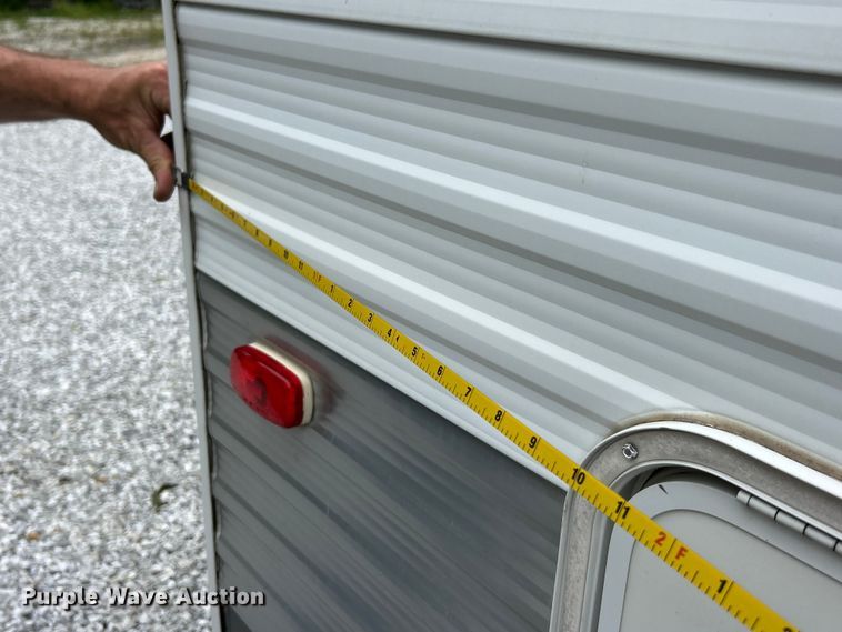 image for item FC2662 2009 Salem LE camper