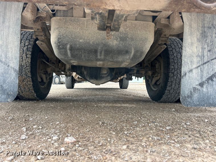 image for item FC2668 2008 Chevrolet Silverado 3500HD flatbed pickup truck