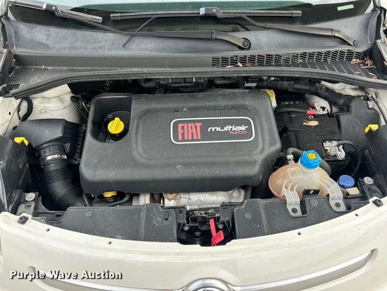 image for item FC2678 2014 Fiat 500L 