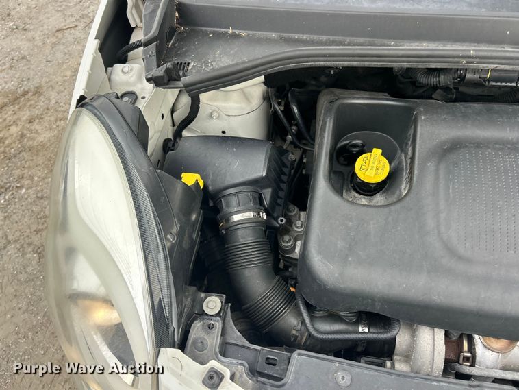 image for item FC2678 2014 Fiat 500L 