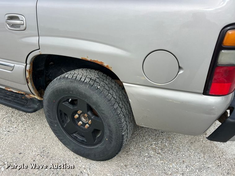 image for item FC2679 2005 GMC Yukon SUV