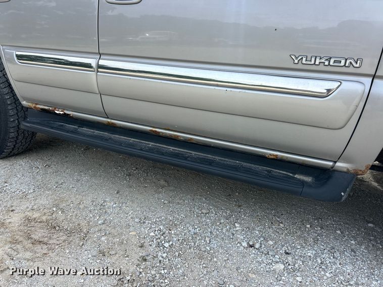 image for item FC2679 2005 GMC Yukon SUV