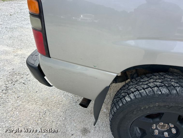 image for item FC2679 2005 GMC Yukon SUV