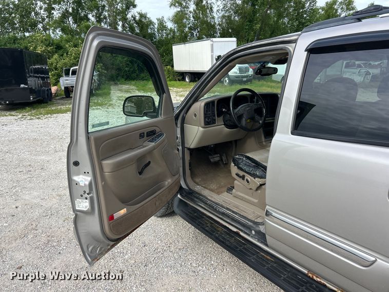 image for item FC2679 2005 GMC Yukon SUV