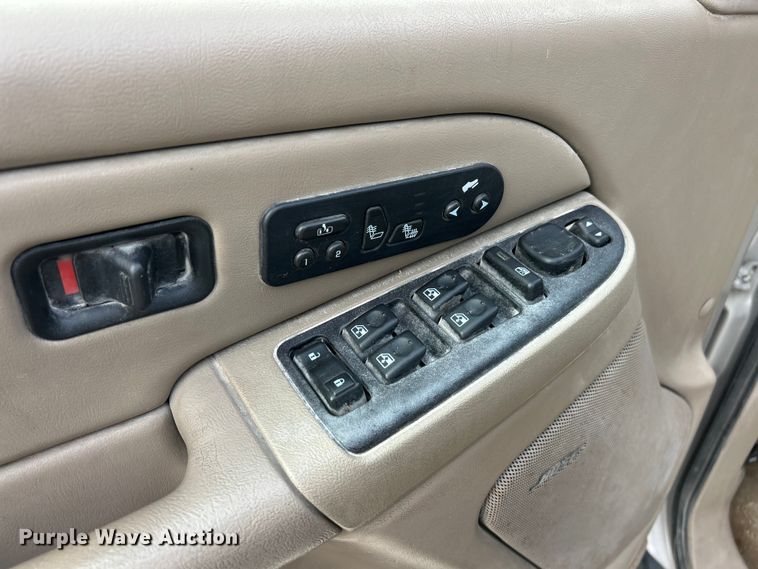 image for item FC2679 2005 GMC Yukon SUV