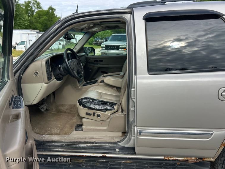 image for item FC2679 2005 GMC Yukon SUV