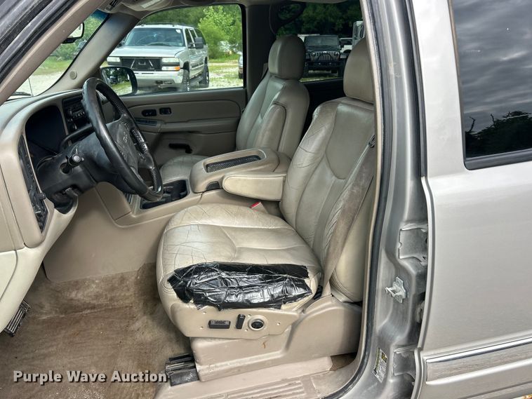 image for item FC2679 2005 GMC Yukon SUV