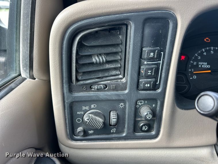 image for item FC2679 2005 GMC Yukon SUV