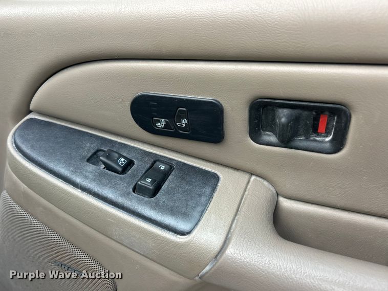 image for item FC2679 2005 GMC Yukon SUV
