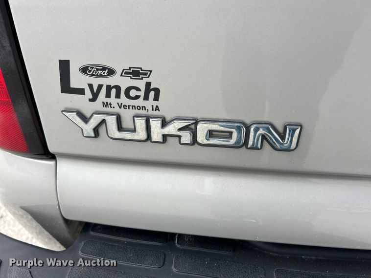 image for item FC2679 2005 GMC Yukon SUV