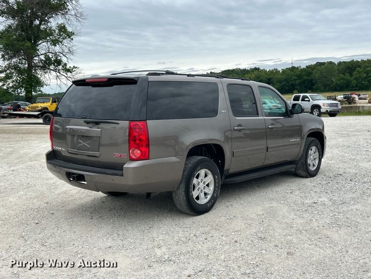 image for item FC2680 2013 GMC Yukon XL SLT SUV