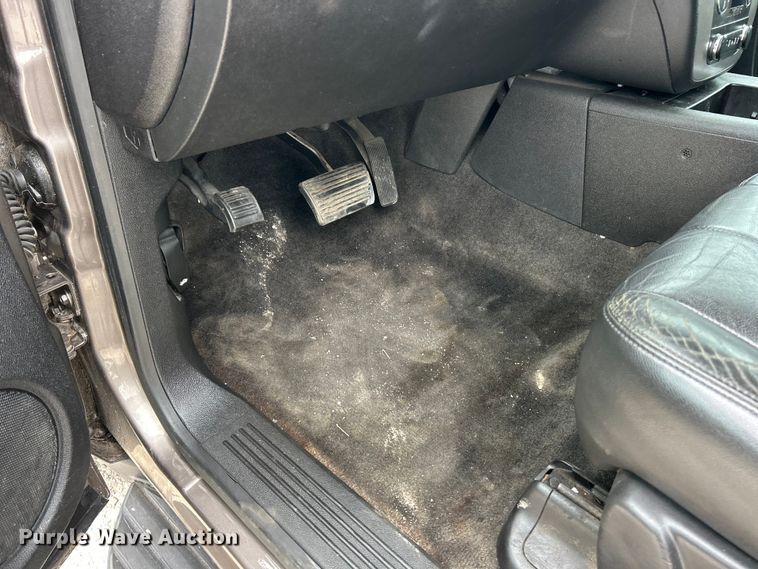 image for item FC2680 2013 GMC Yukon XL SLT SUV
