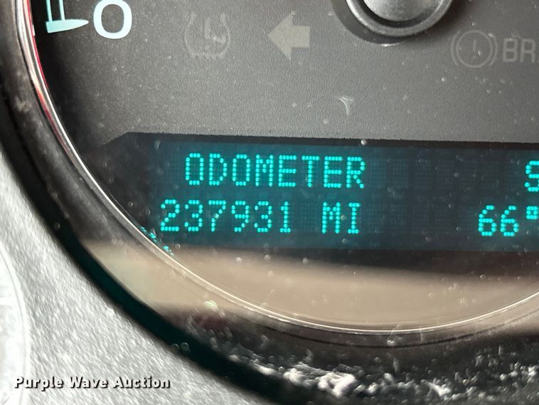 image for item FC2680 2013 GMC Yukon XL SLT SUV