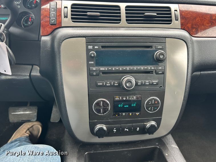 image for item FC2680 2013 GMC Yukon XL SLT SUV