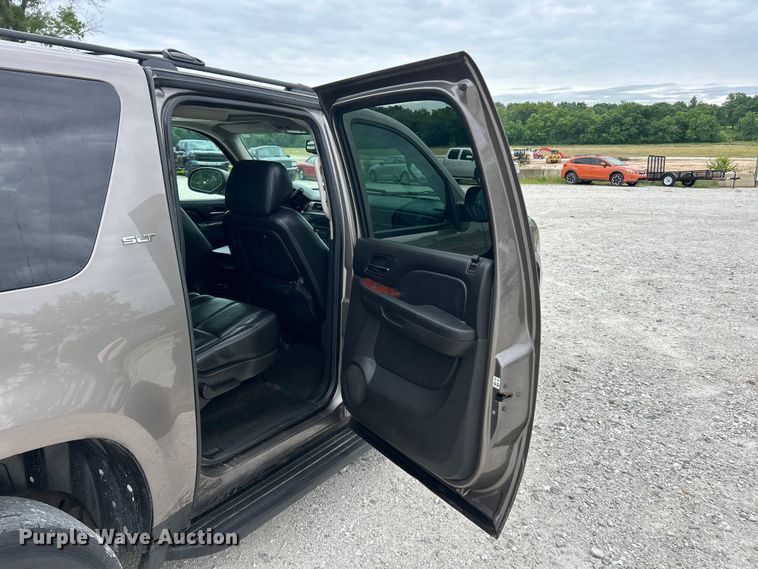 image for item FC2680 2013 GMC Yukon XL SLT SUV