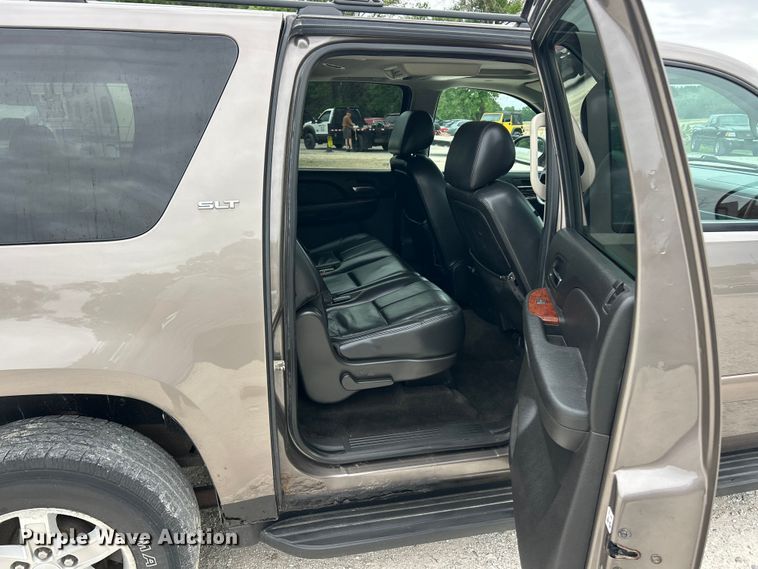 image for item FC2680 2013 GMC Yukon XL SLT SUV