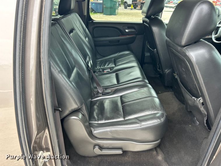 image for item FC2680 2013 GMC Yukon XL SLT SUV