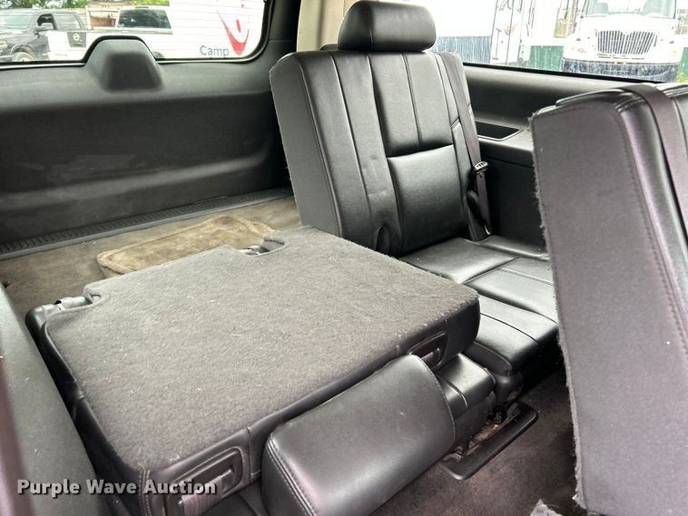 image for item FC2680 2013 GMC Yukon XL SLT SUV