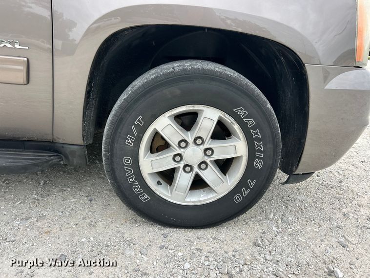 image for item FC2680 2013 GMC Yukon XL SLT SUV