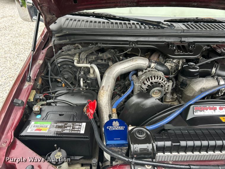 image for item FC2681 2006 Ford F350 Lariat Super Duty Crew Cab pickup truck