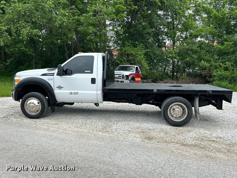image for item FC2682 2012 Ford F450 Super Duty XL flatbed truck