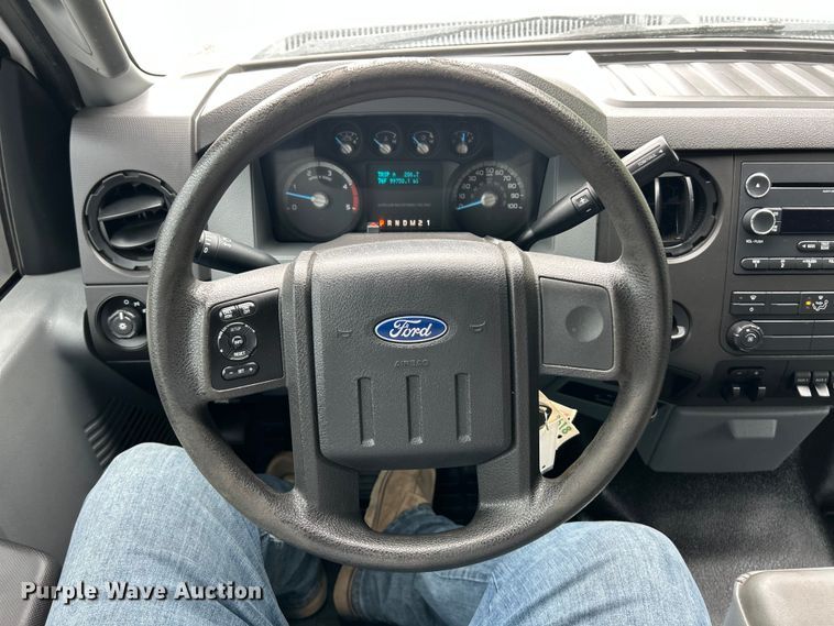 image for item FC2682 2012 Ford F450 Super Duty XL flatbed truck