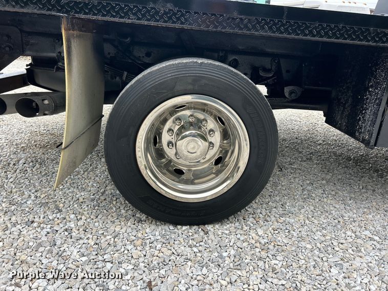 image for item FC2682 2012 Ford F450 Super Duty XL flatbed truck