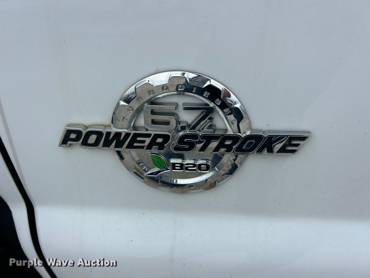 image for item FC2682 2012 Ford F450 Super Duty XL flatbed truck
