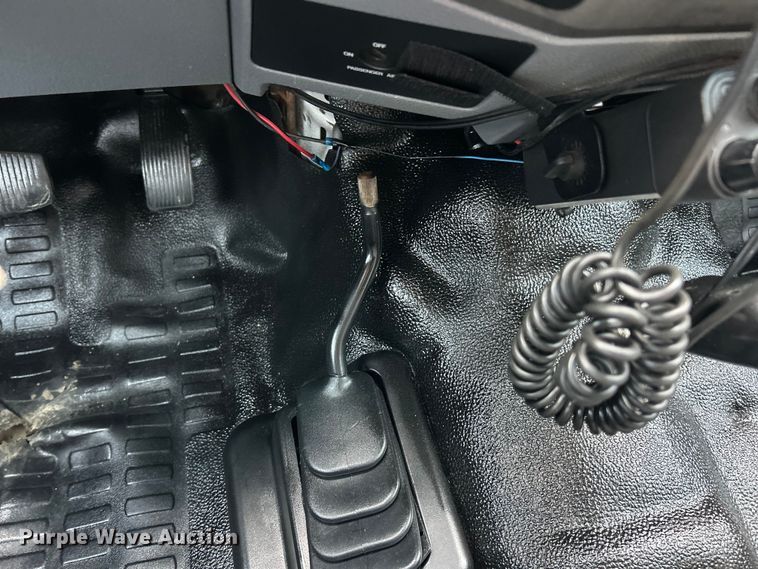 image for item FC2685 2012 Ford F550 Super Duty XLT utility / service truck