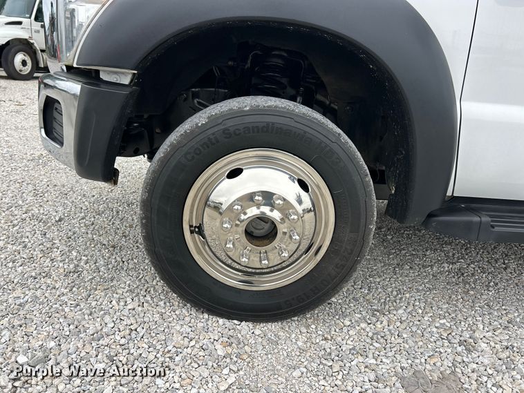 image for item FC2685 2012 Ford F550 Super Duty XLT utility / service truck