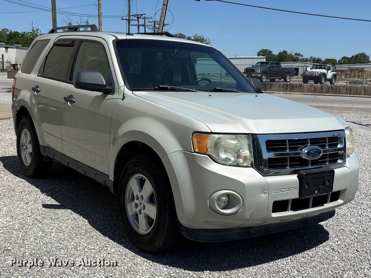 image for item FC4646 2009 Ford Escape SUV