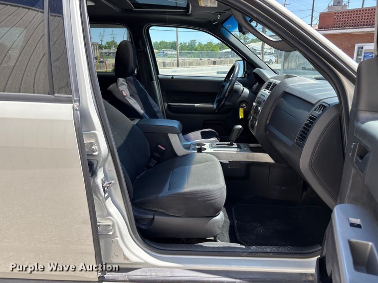 image for item FC4646 2009 Ford Escape SUV