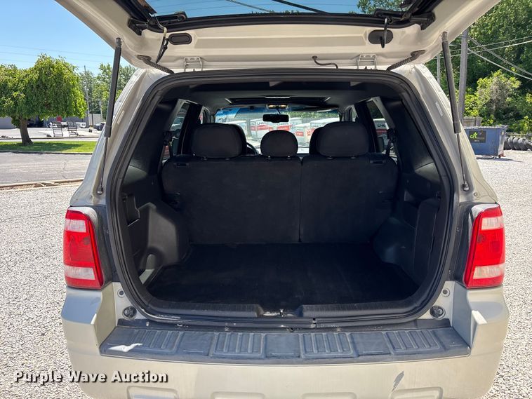 image for item FC4646 2009 Ford Escape SUV