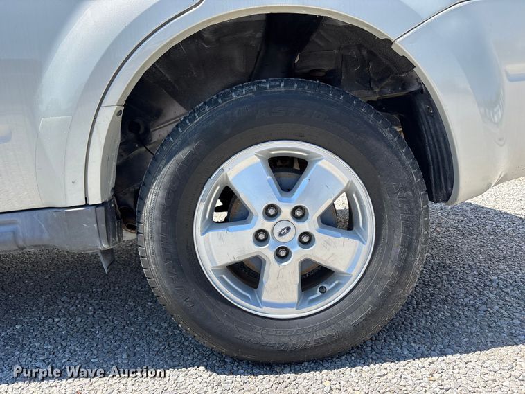 image for item FC4646 2009 Ford Escape SUV
