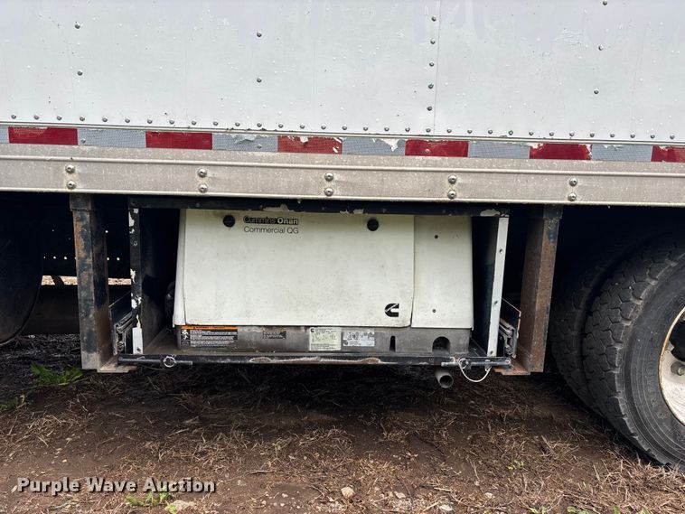 image for item FC4658 2017 Morgan Isuzu NPR HD box truck