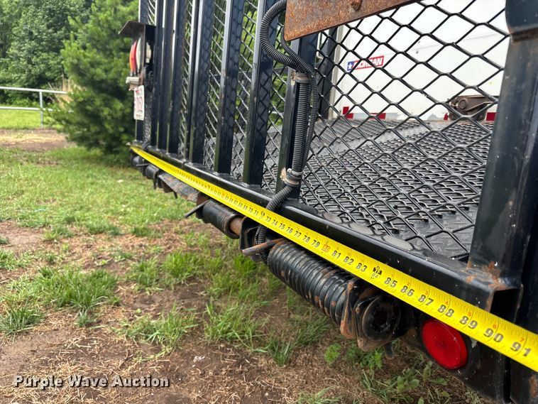 image for item FC4658 2017 Morgan Isuzu NPR HD box truck