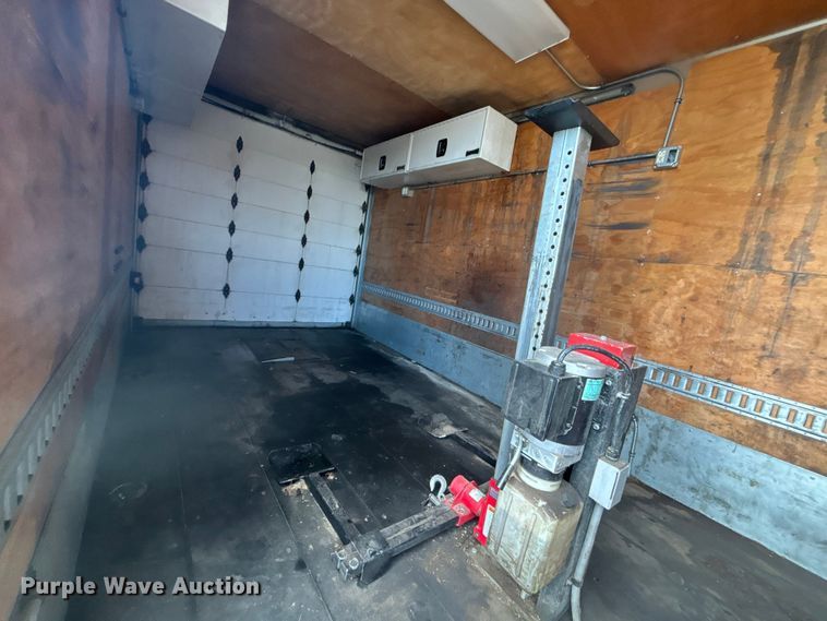 image for item FC4658 2017 Morgan Isuzu NPR HD box truck