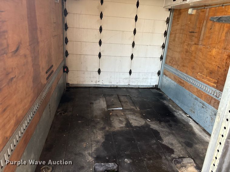 image for item FC4658 2017 Morgan Isuzu NPR HD box truck