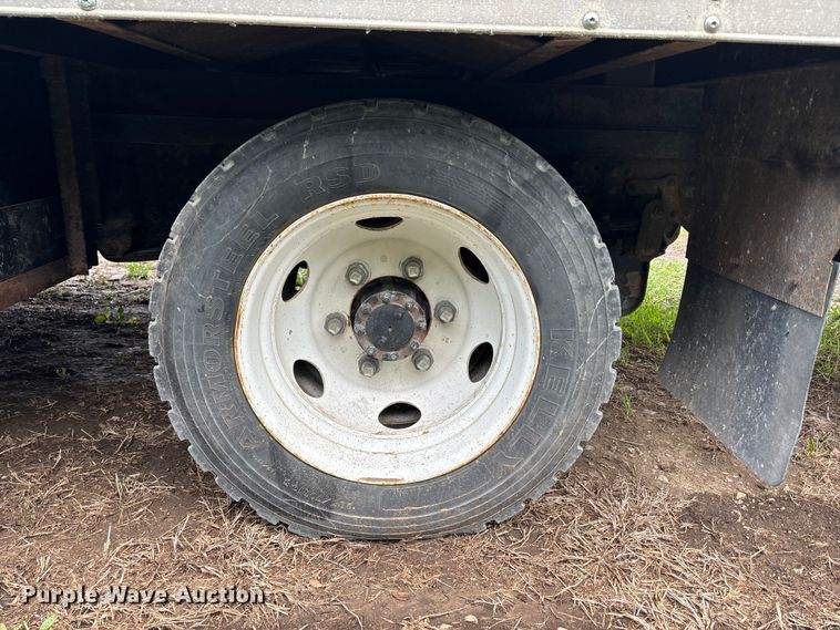 image for item FC4658 2017 Morgan Isuzu NPR HD box truck
