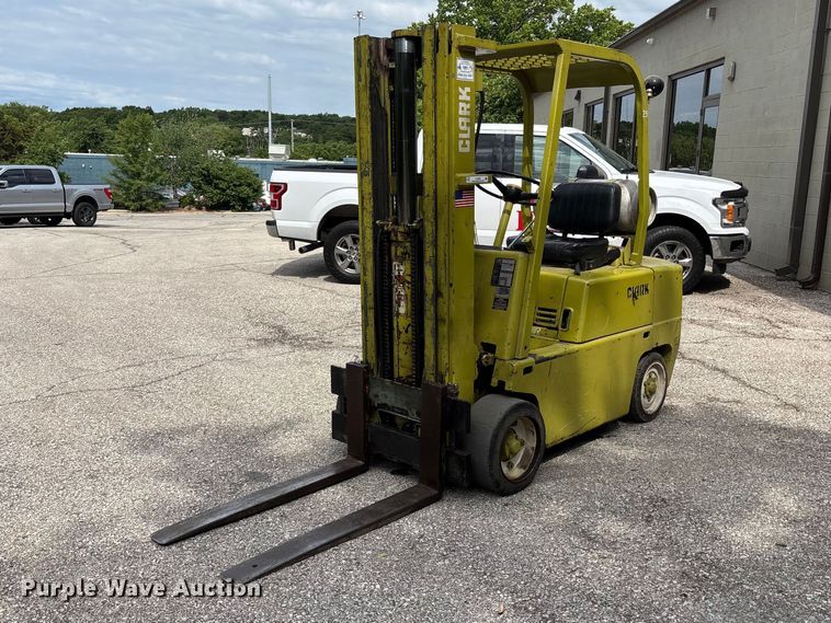 image for item FC4660 Clark C500 forklift