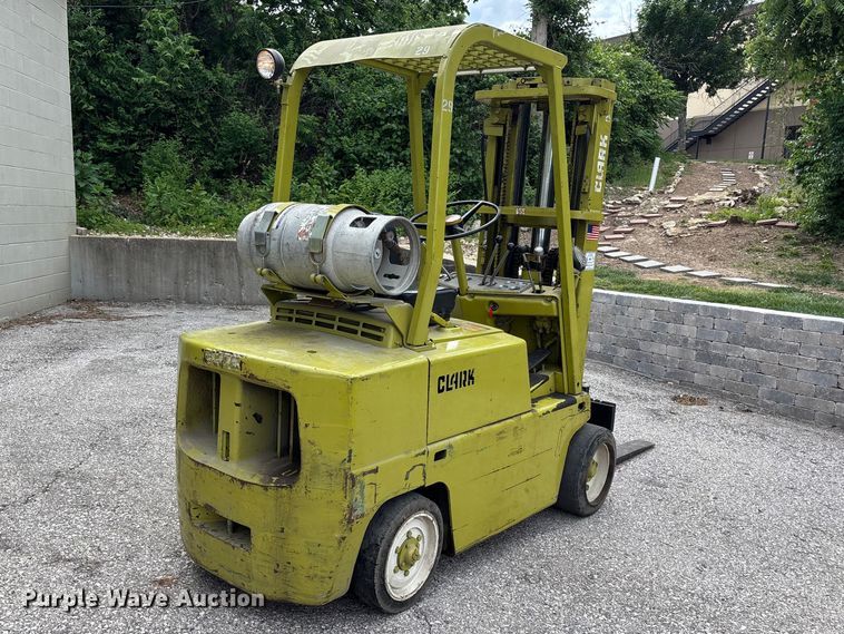 image for item FC4660 Clark C500 forklift