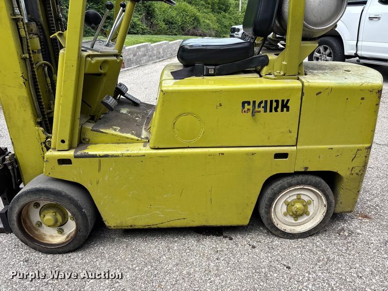 image for item FC4660 Clark C500 forklift